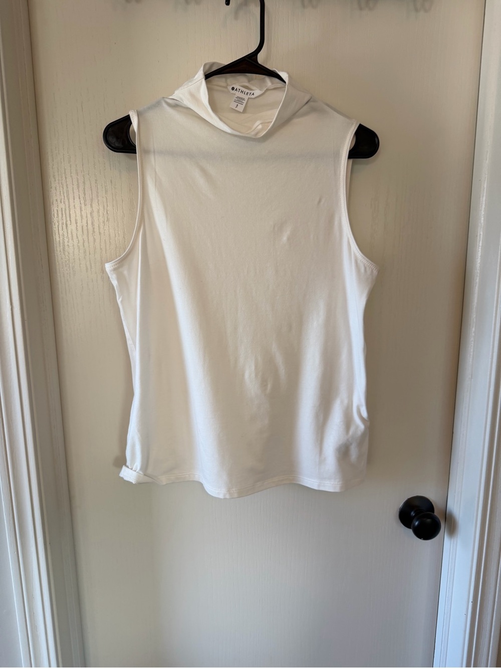 Athleta White Sleeveless Tank
